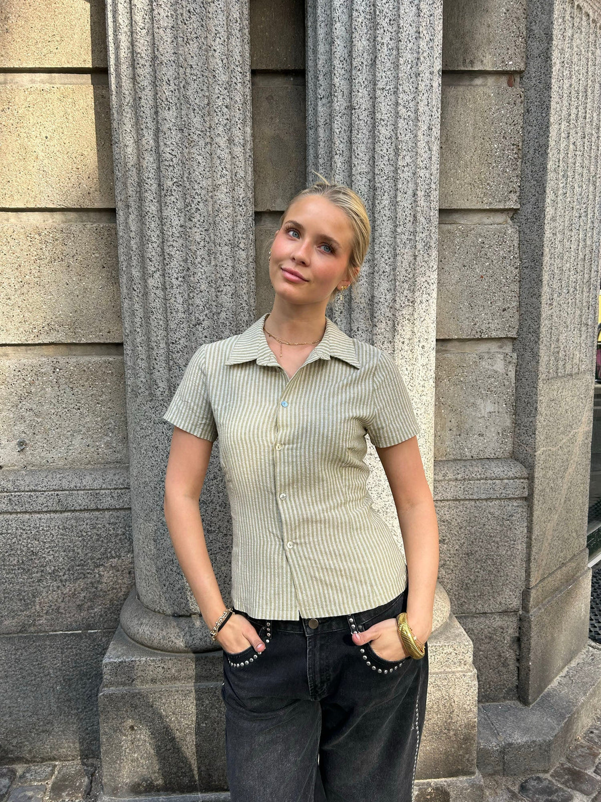 Josephine fitted shirt with short sleeves - Green/white